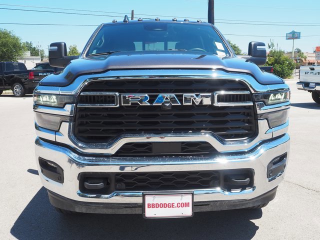 Used 2025 Granite Crystal Metallic Clearcoat Ram Tradesman image 3
