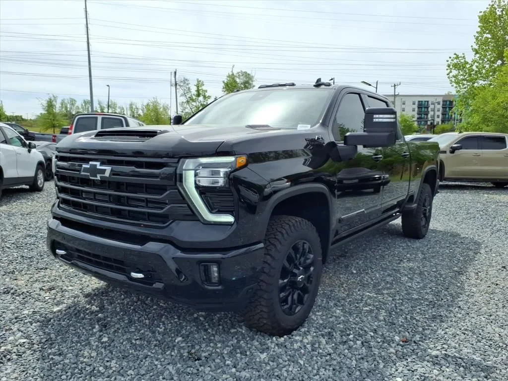 2026 Chevrolet Silverado 2500 HD High Country - Photo 36