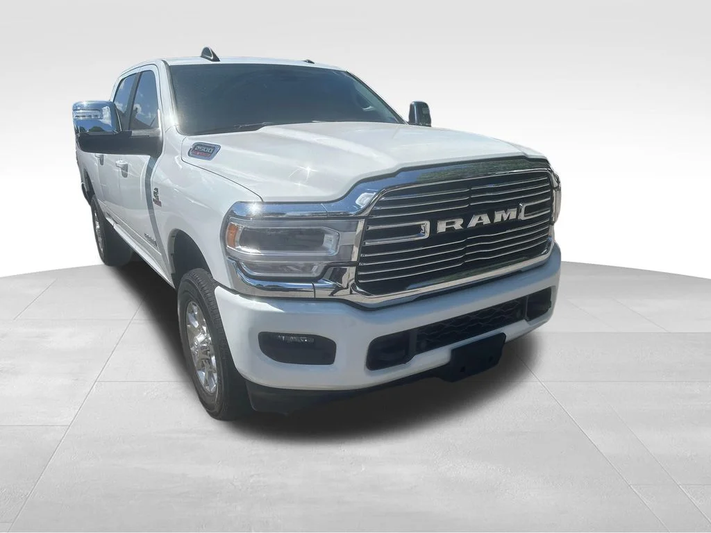 Used 2023 White Ram Laramie image 34