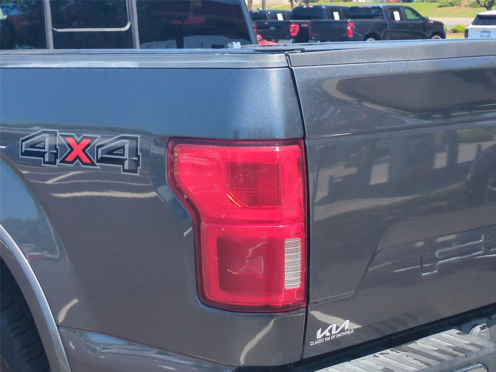 Used 2019 Abyss Gray Metallic Ford LARIAT image 25