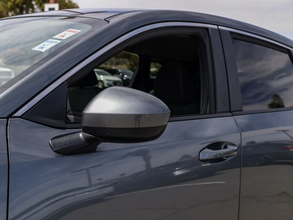 Used 2025 Gray Nissan SV image 11