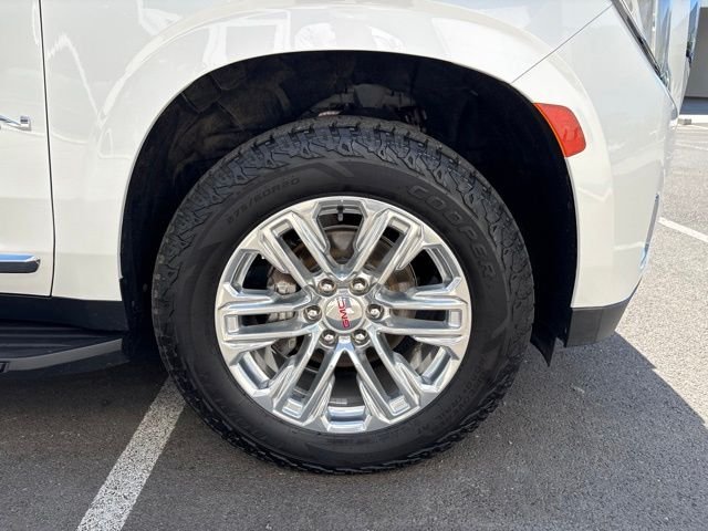 Used 2021 White GMC SLT image 19
