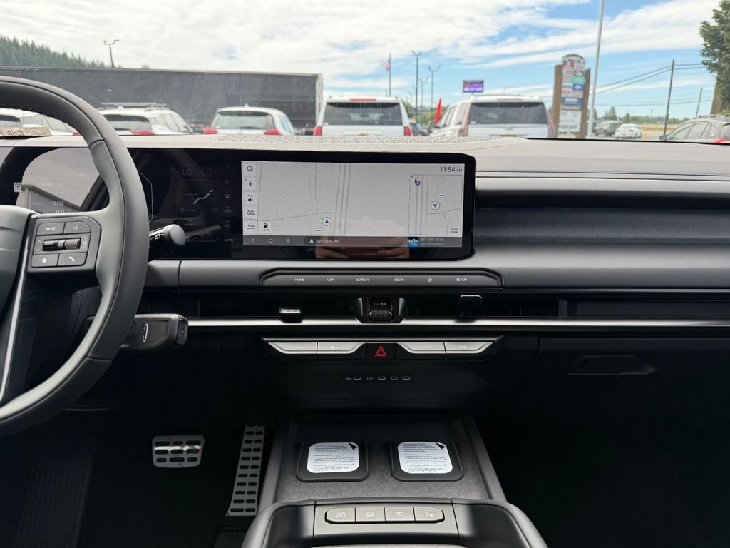 New 2027 Glacial White Pearl Kia X-LINE SX image 22