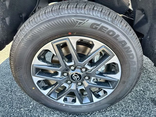 2026 Toyota Tundra Limited - Photo 19
