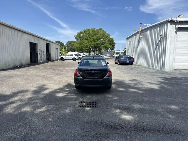 Used 2015 Gray Nissan 1.6 S image 6