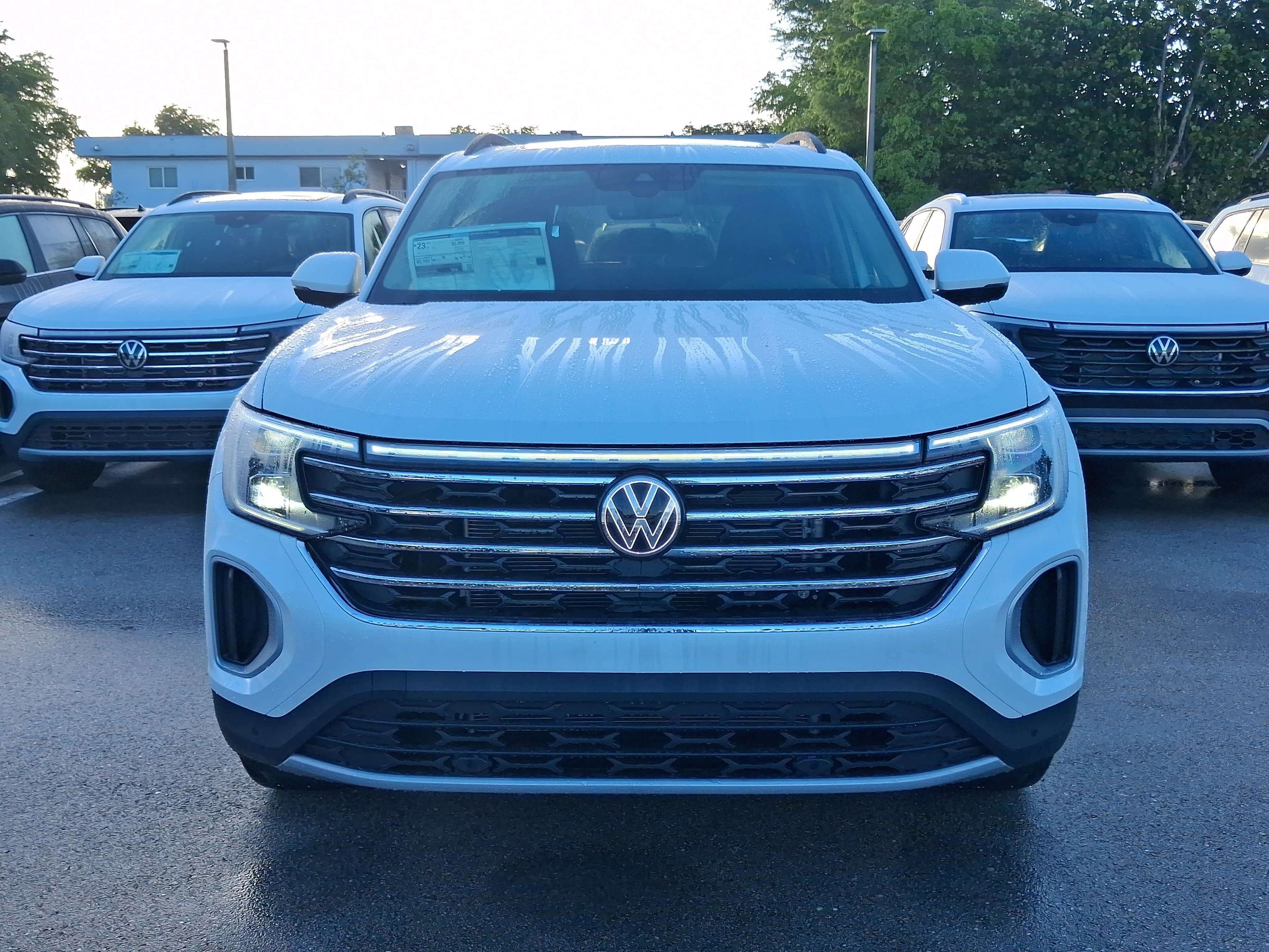 New 2026 White Volkswagen 2.0T SE w/Technology image 2