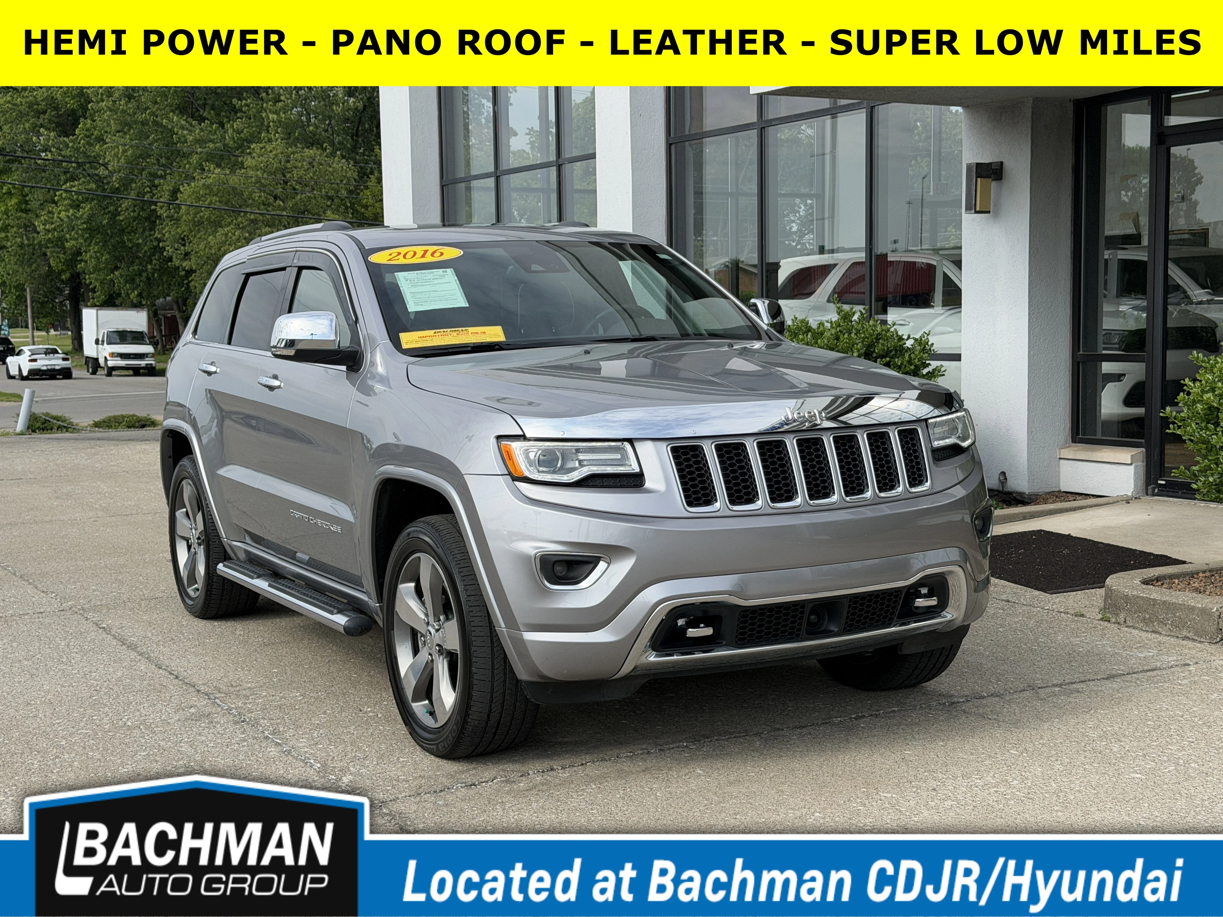 2016 Jeep Grand Cherokee Overland 4WD's photo