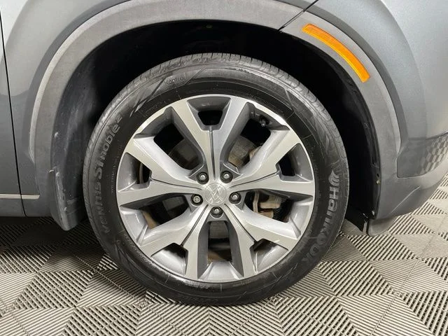 Used 2022 Gray Hyundai SEL image 9