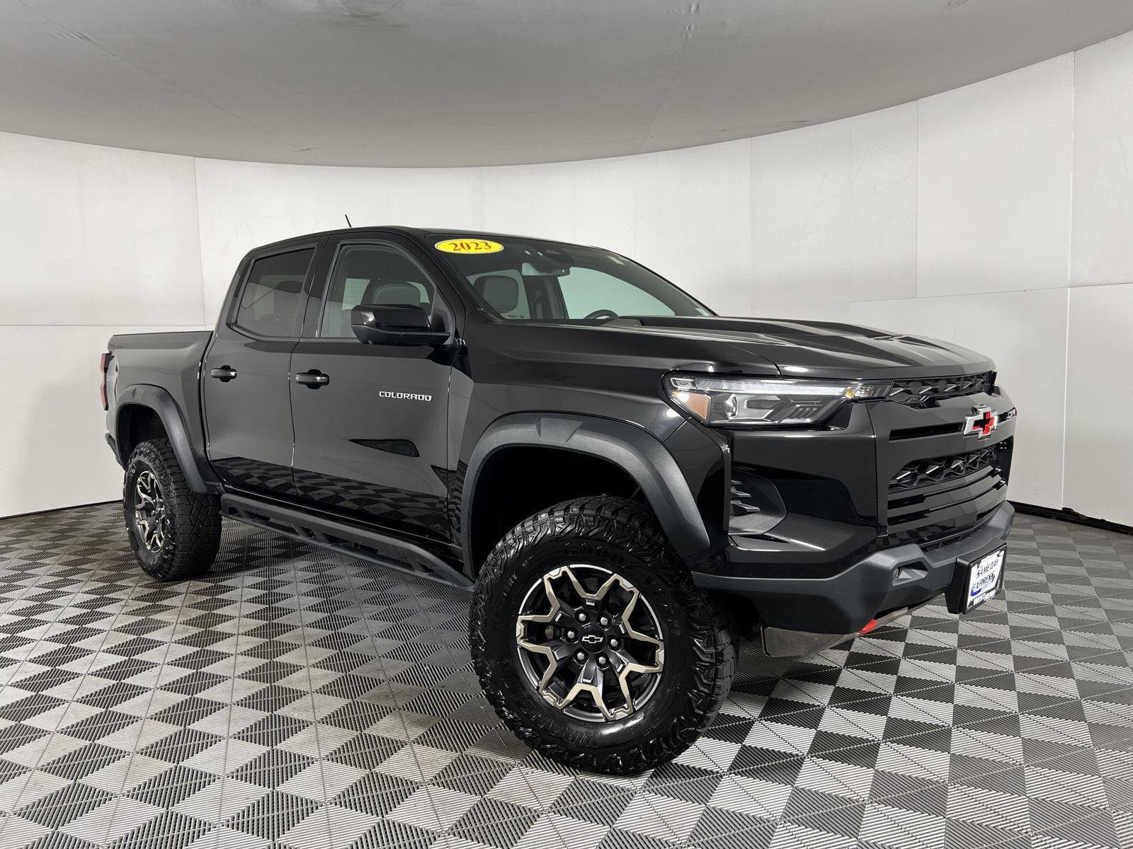 Used 2023 Black Chevrolet ZR2 image 33