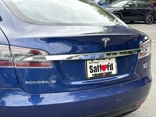 Used 2017 Blue Tesla 75D image 11