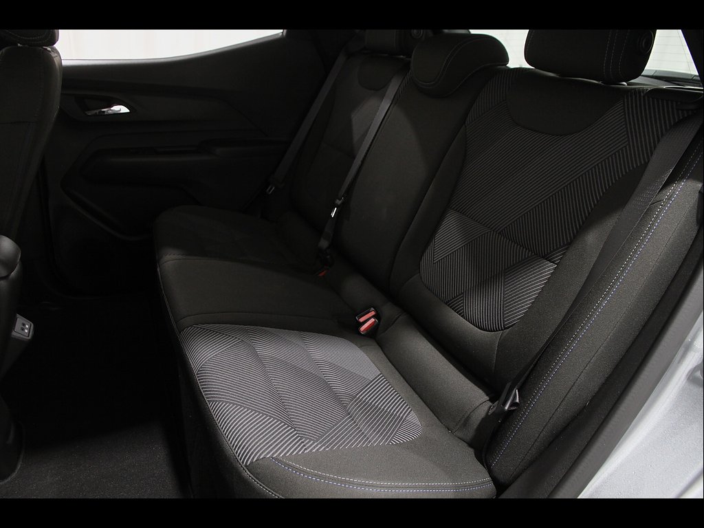 Used 2027 Sterling Gray Metallic Chevrolet LT image 19