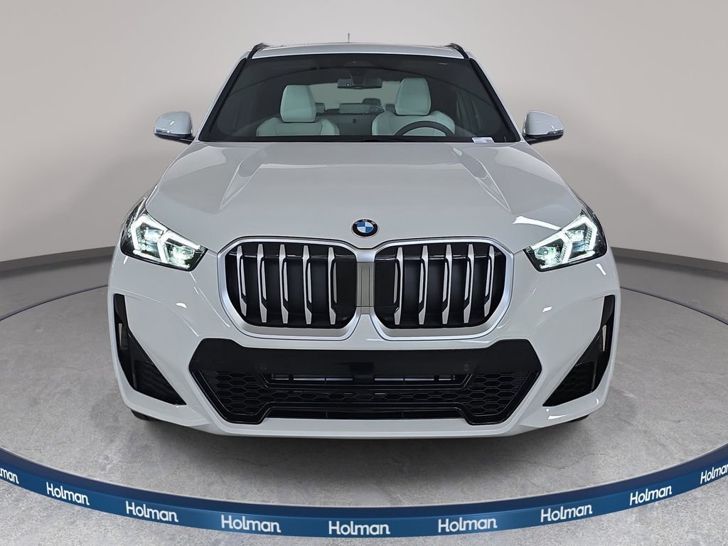 New 2026 Alpine White BMW xDrive28i image 2