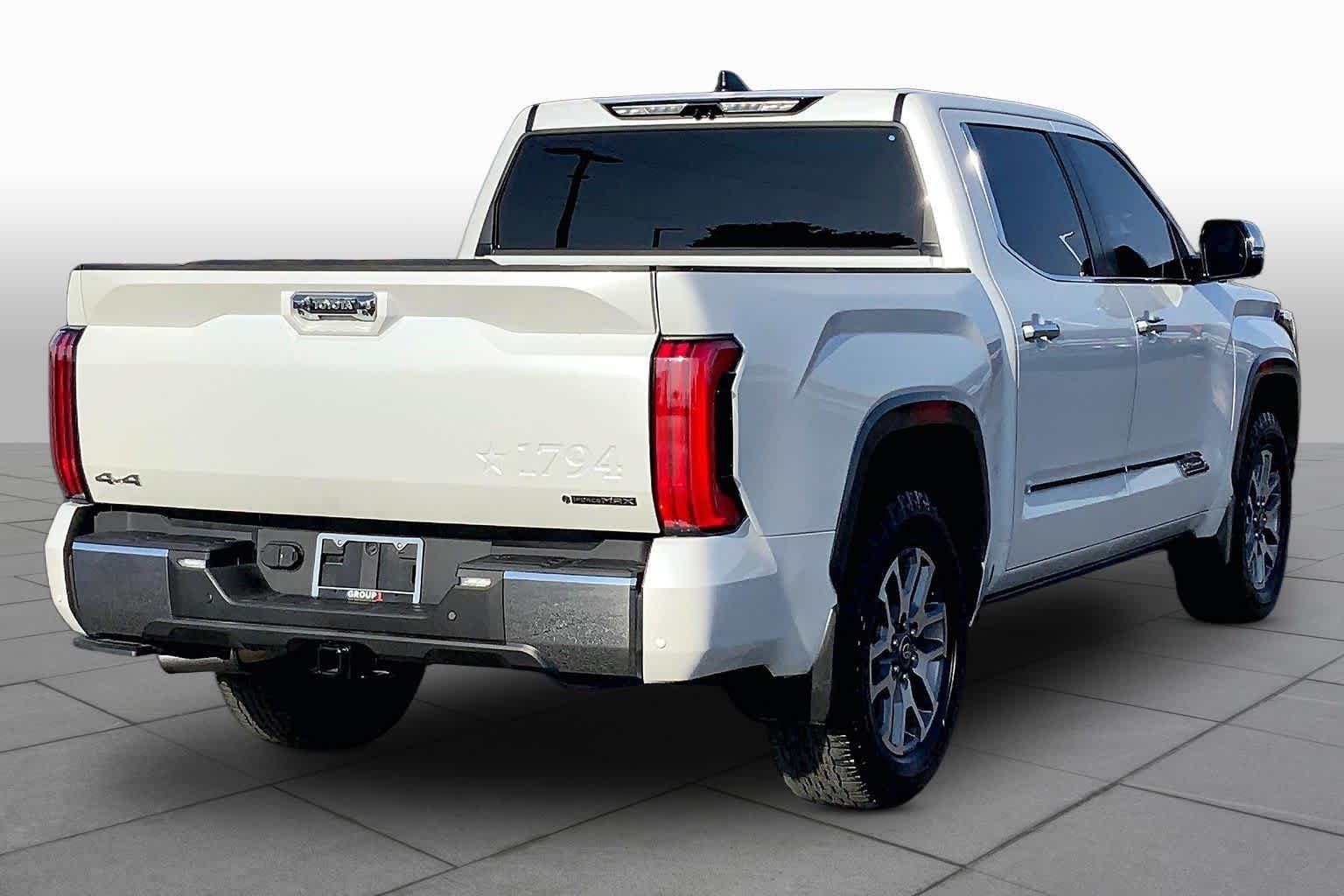 Used 2025 Wind Chill Pearl Toyota 1794 Edition Hybrid image 13