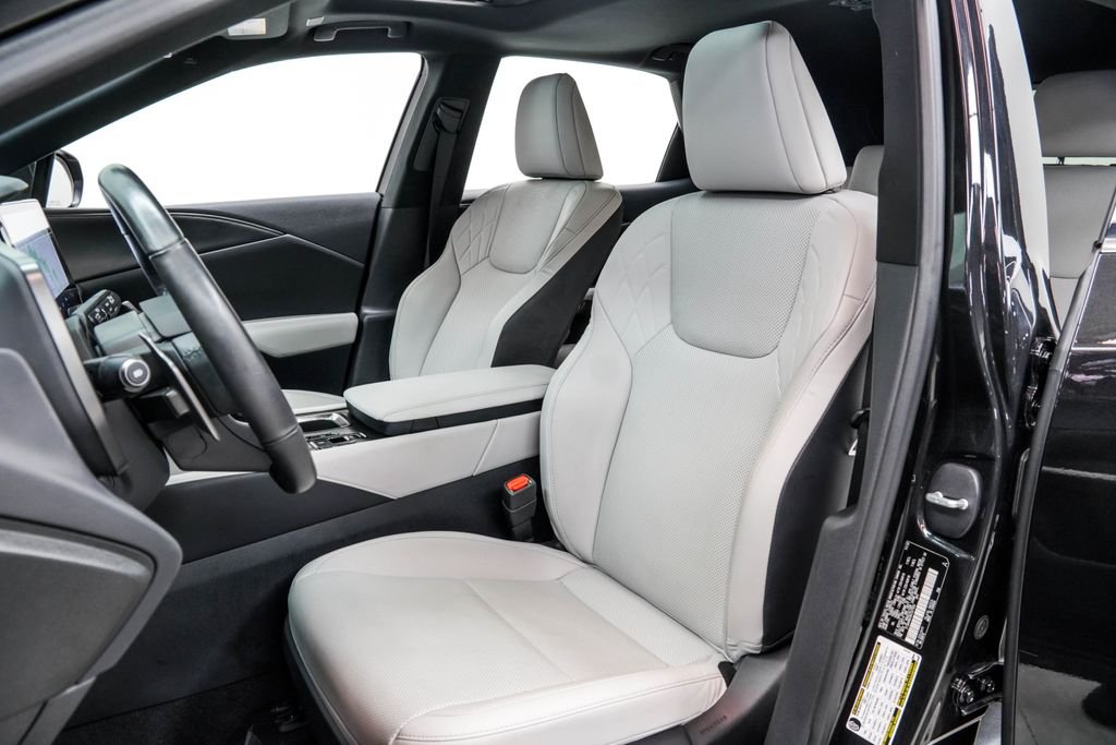Used 2024 Black Lexus 350 Premium image 15