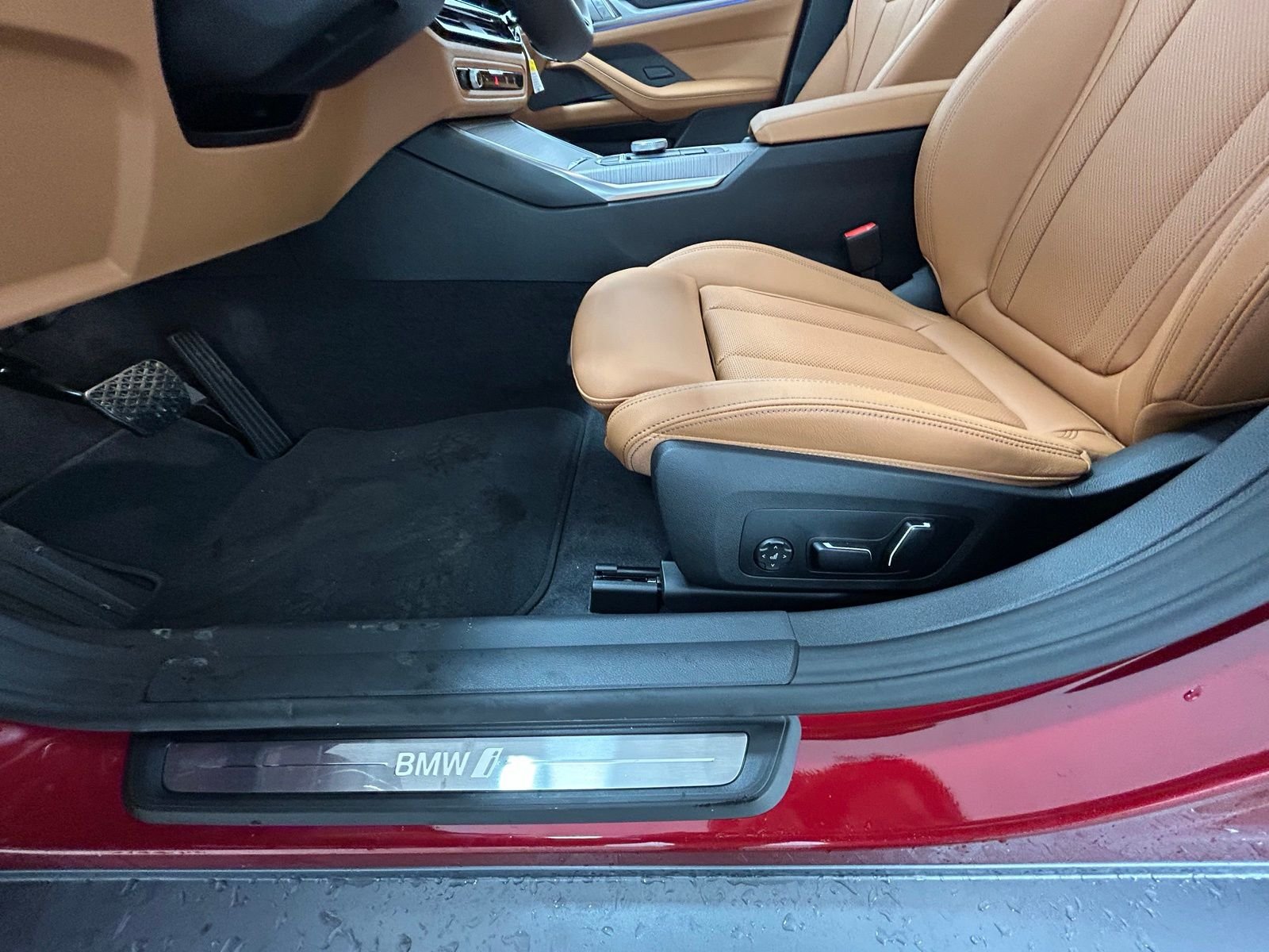New 2026 Vegas Red Metallic BMW xDrive40 image 54