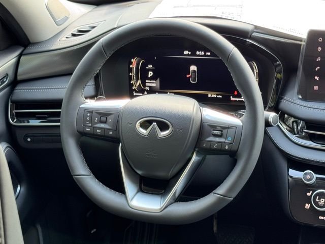 New 2026 MINERAL BLACK INFINITI Luxe FWD image 30