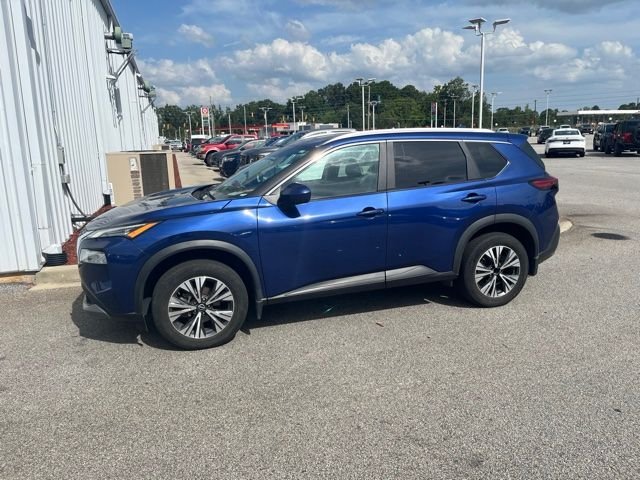 Used 2023 Blue Nissan SV image 3