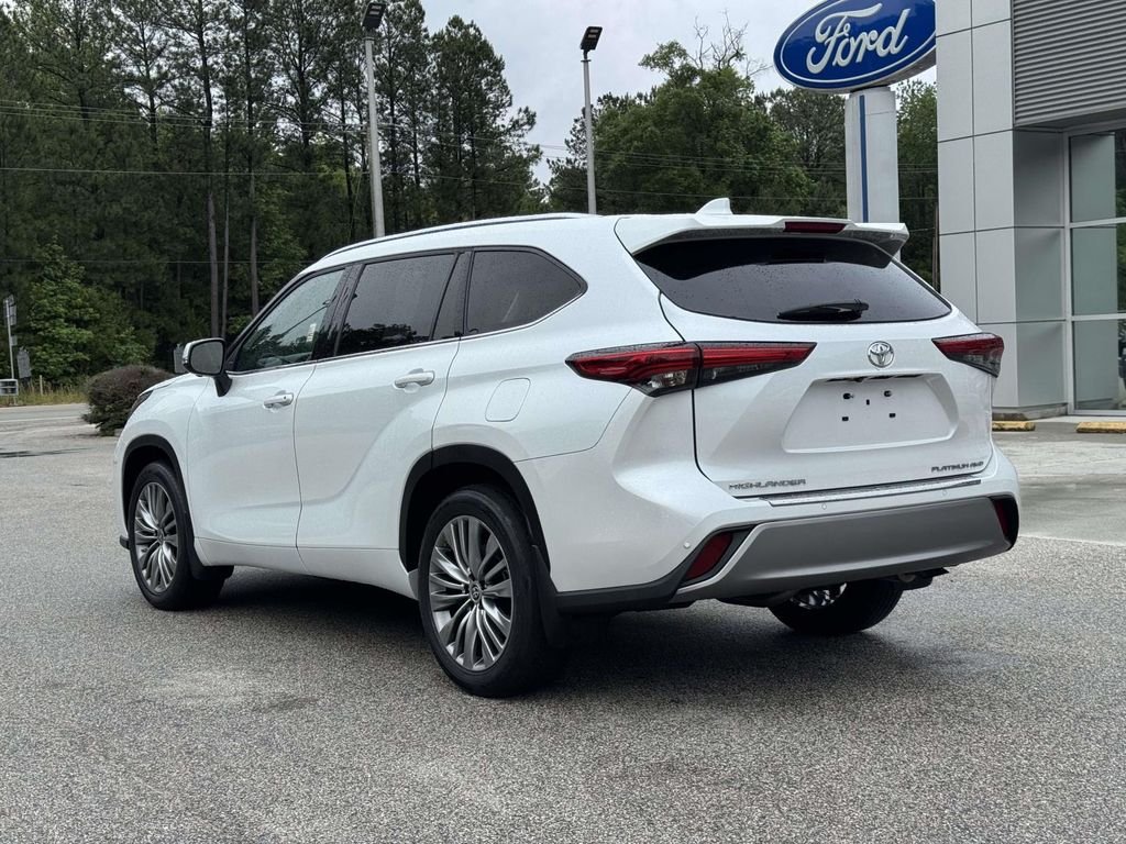 Used 2023 Beige Toyota Platinum image 25