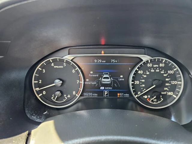 Used 2024 Black Nissan 2.5 SR image 15