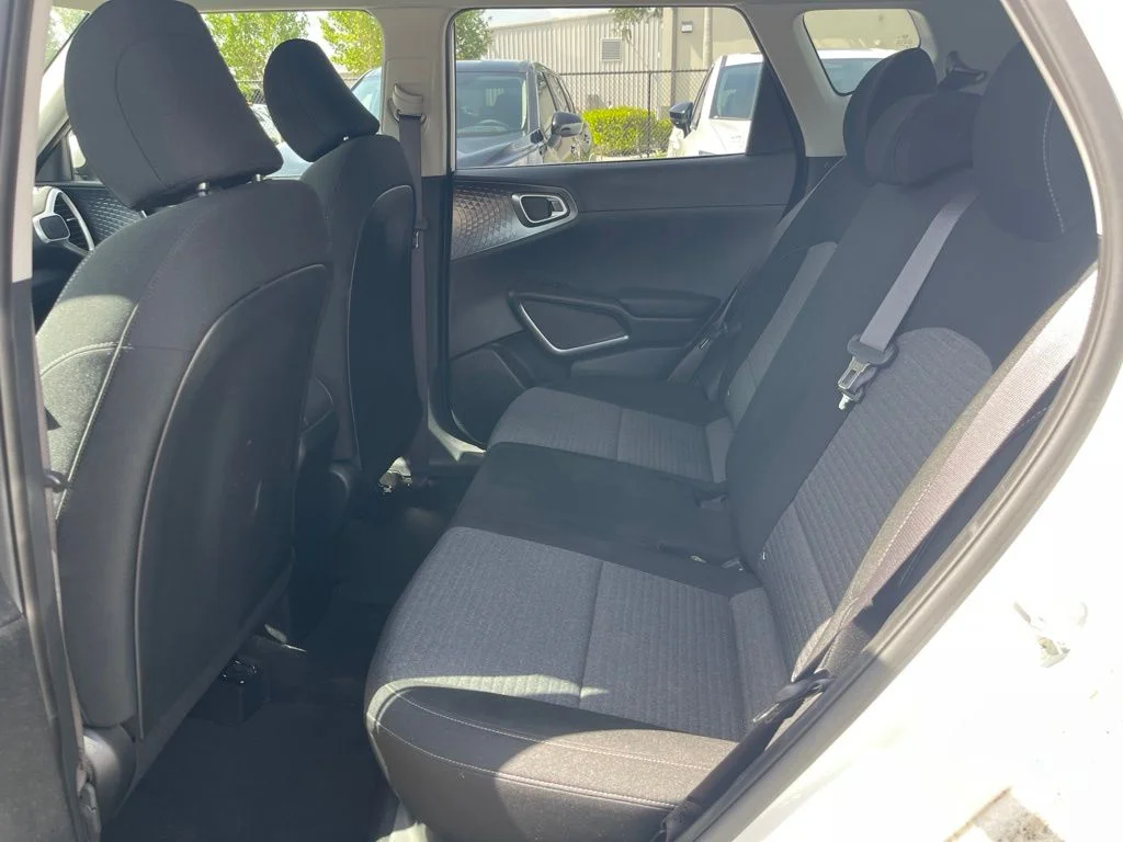 Used 2021 White Kia S image 8