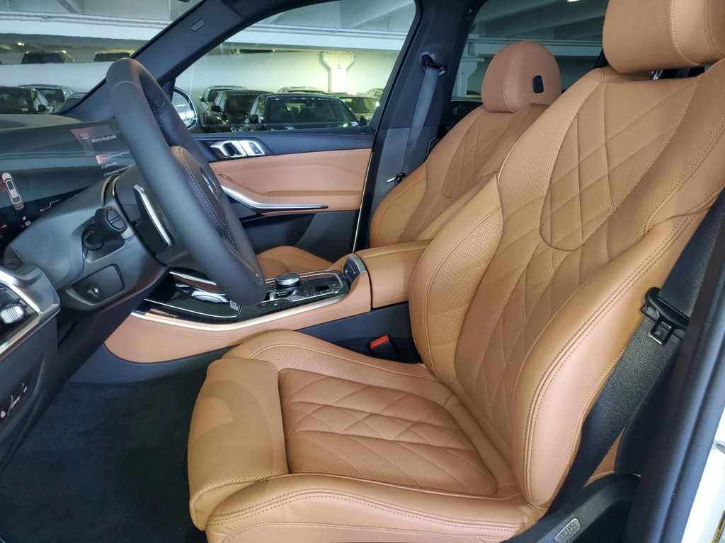 New 2026 White BMW sDrive40i image 16