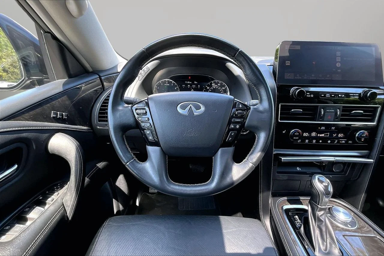 Used 2024 Blue INFINITI LUXE image 10