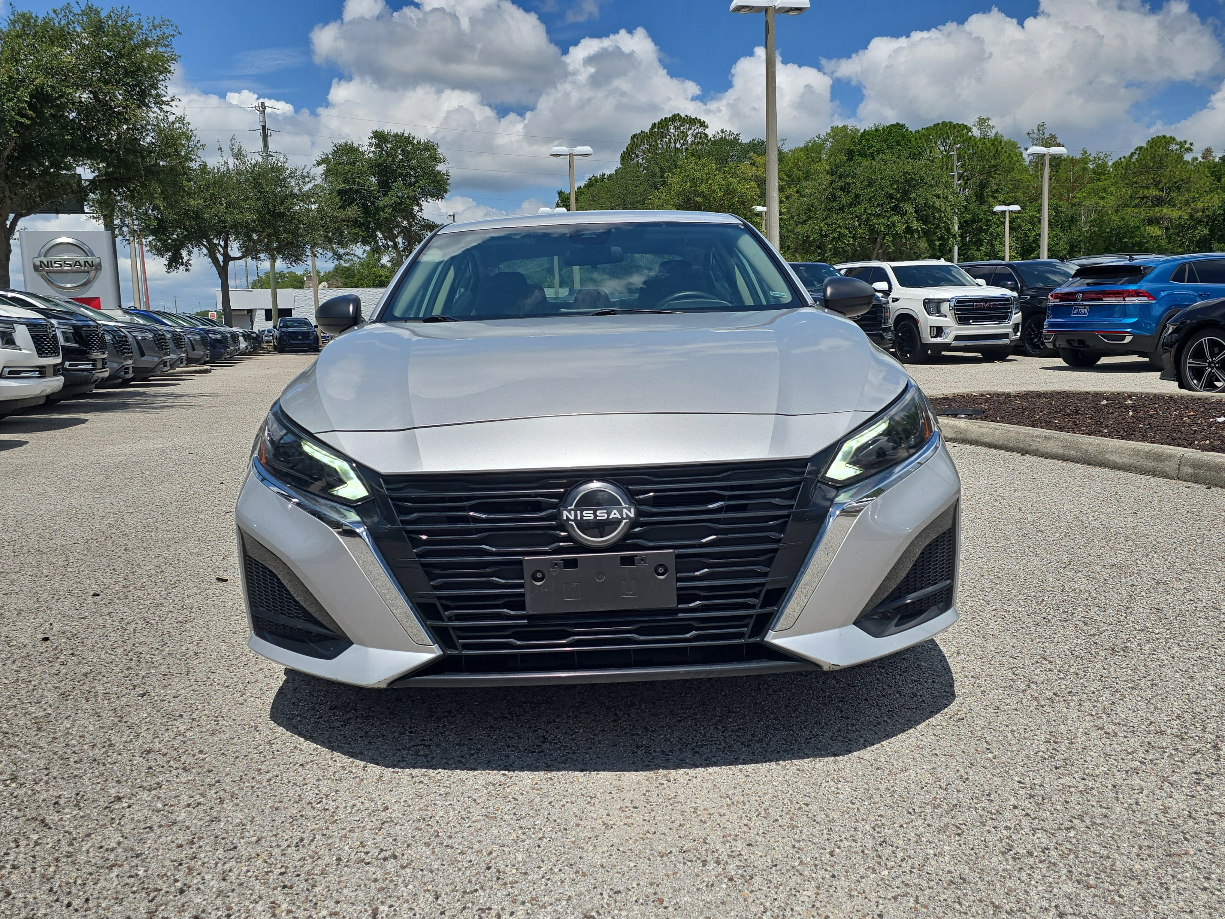Certified Used 2024 Brilliant Silver Metallic Nissan 2.5 SV image 3