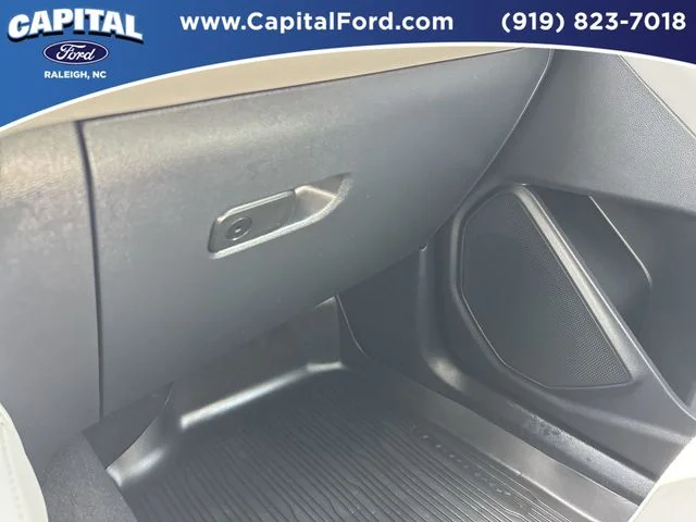 Used 2025 White Ford Active image 28