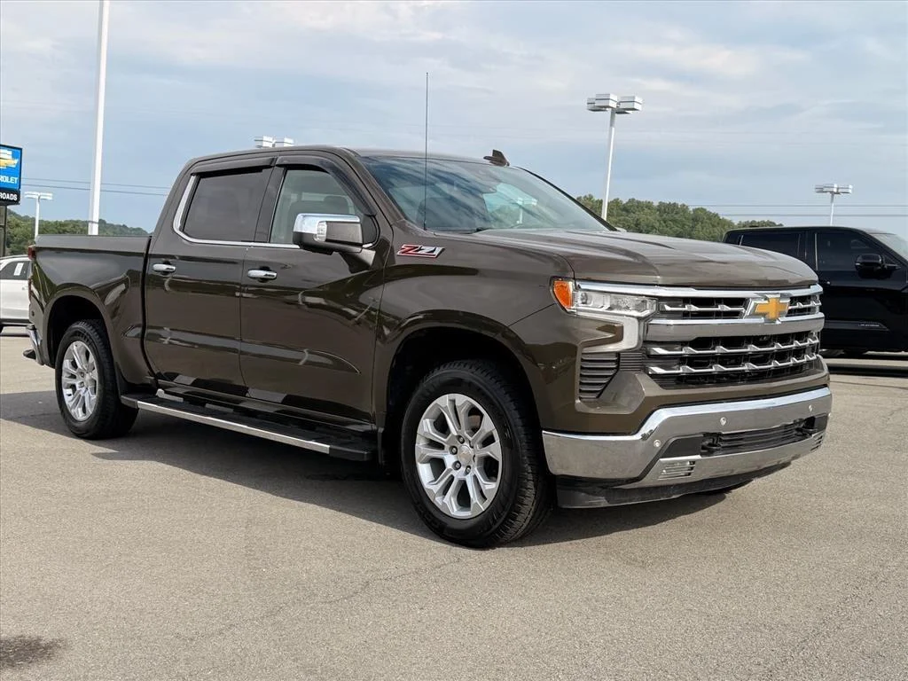 Used 2023 Harvest Bronze Metallic Chevrolet LTZ image 7