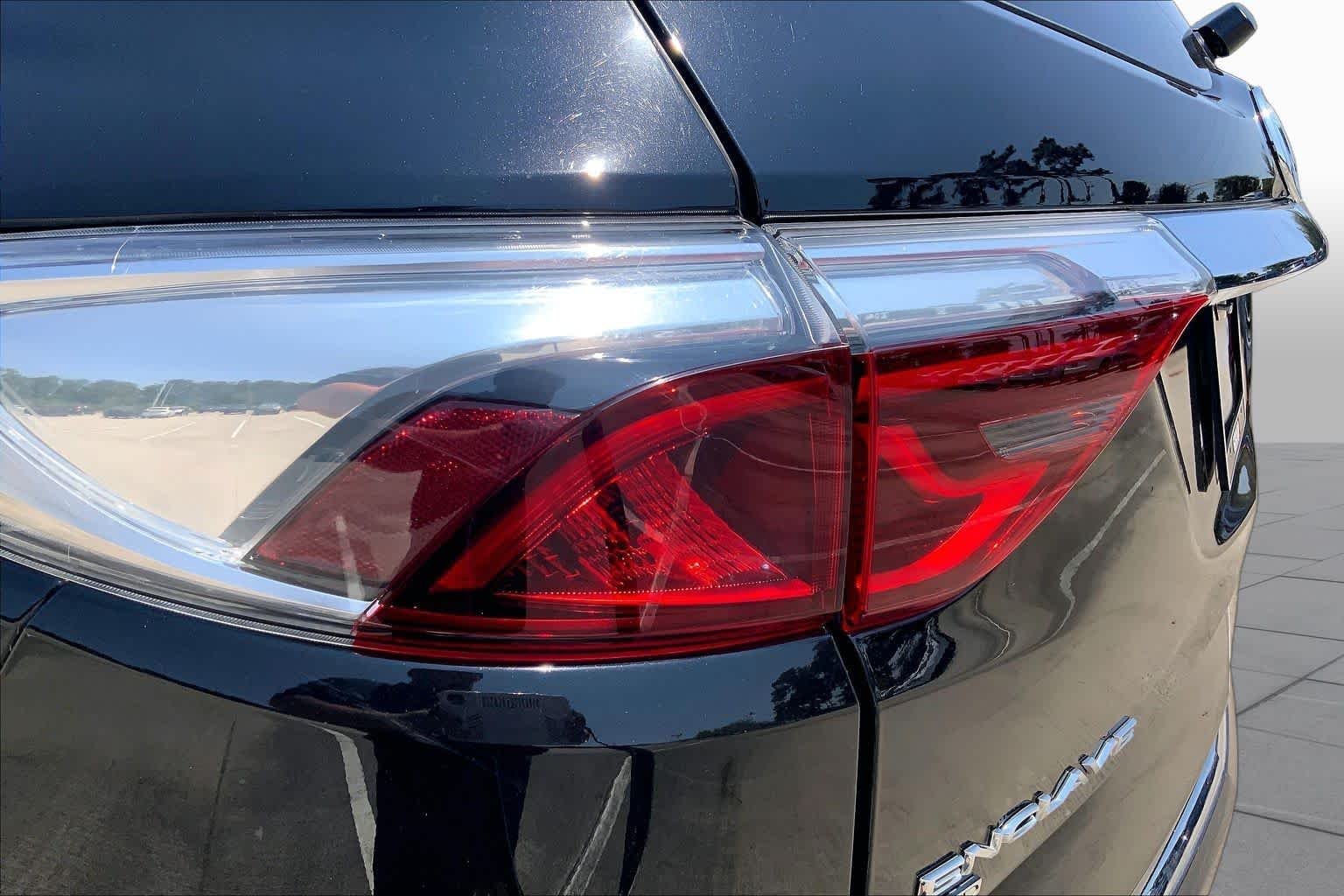Used 2022 Ebony Twilight Metallic Buick Premium image 28