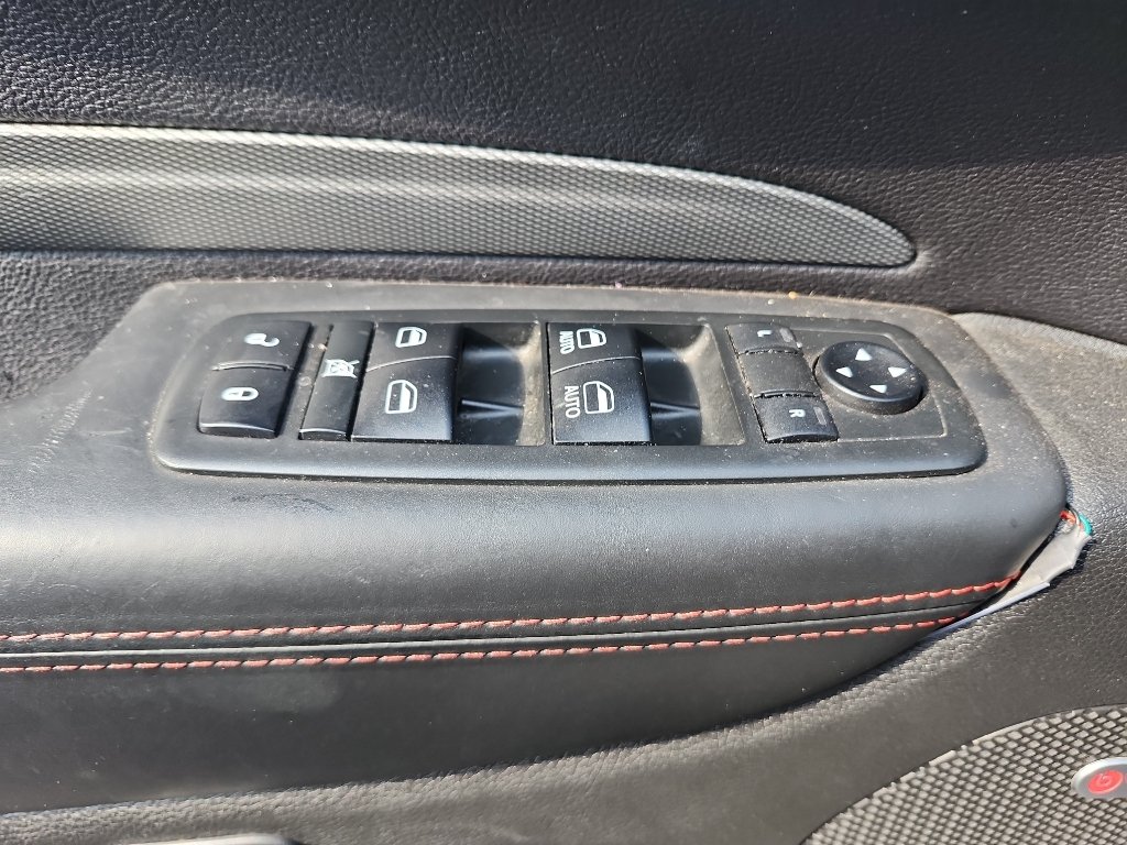Used 2018 Granite Clearcoat Dodge R/T image 17