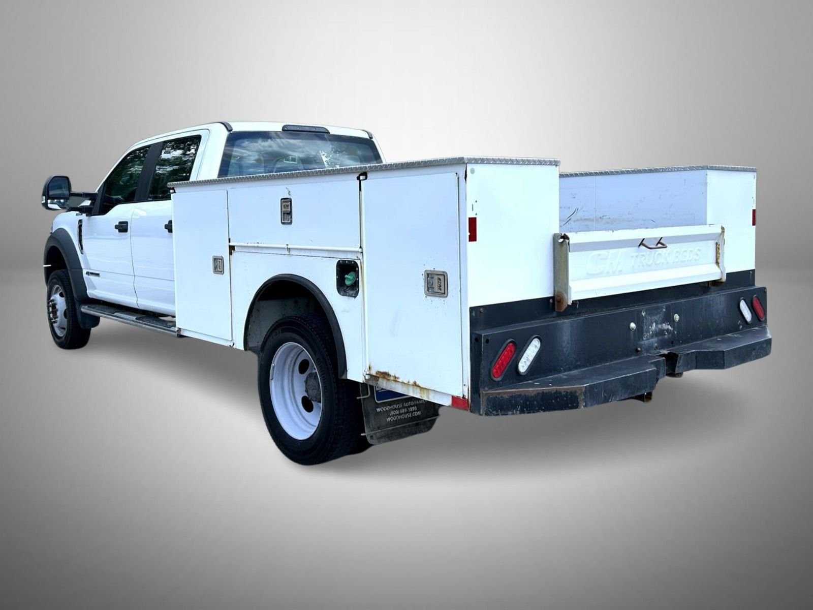 Used 2019 White Ford XL image 7