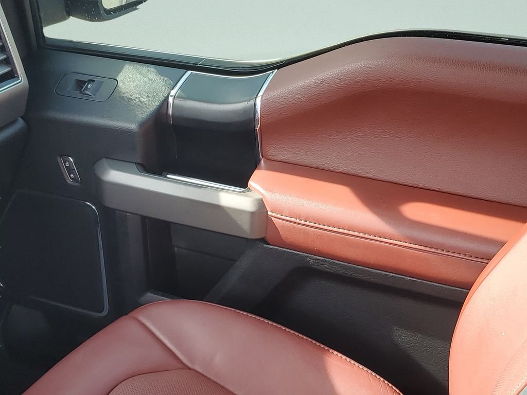 2020 Ford F-150 Platinum - Photo 13