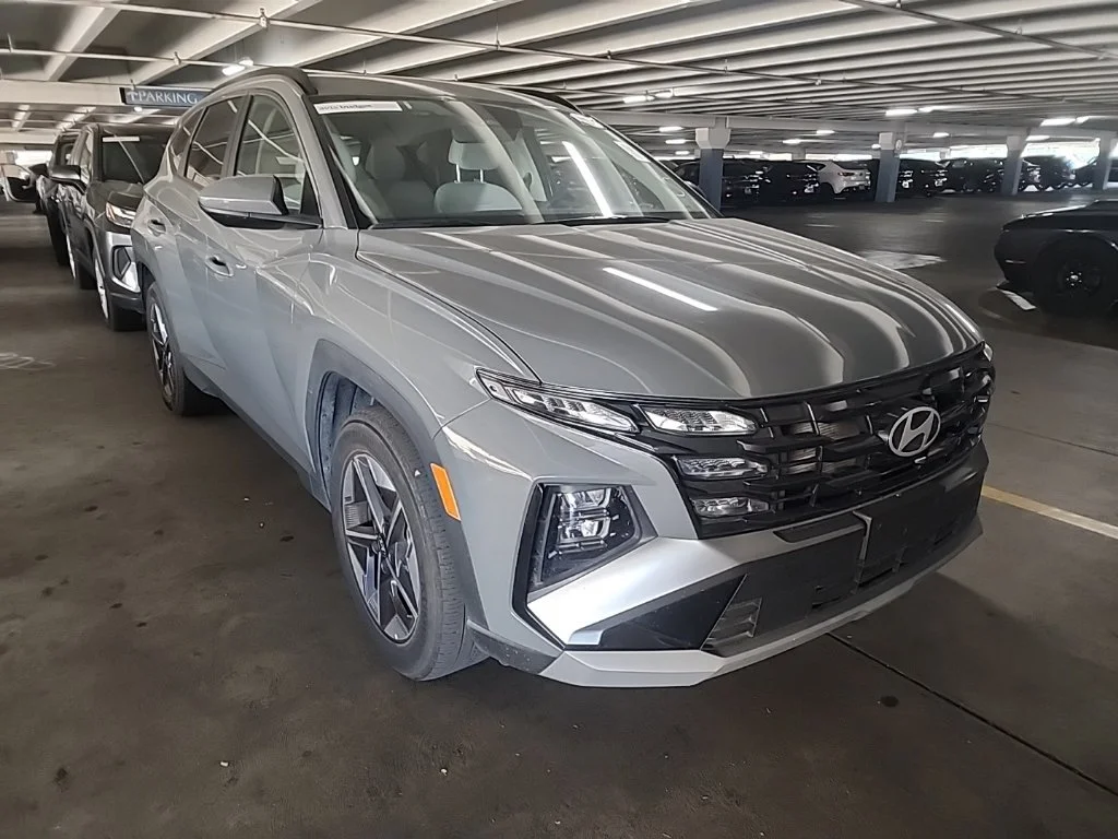 Used 2025 Gray Hyundai SEL image 1
