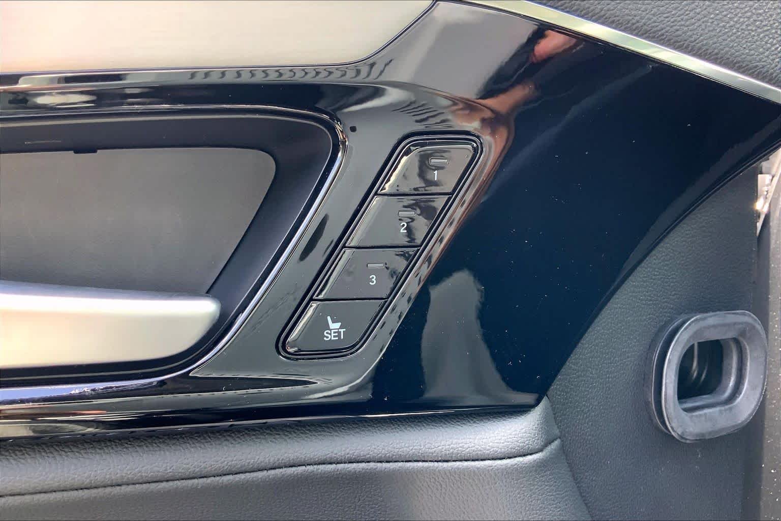 New 2026 Liquid Carbon Metallic Acura  image 19