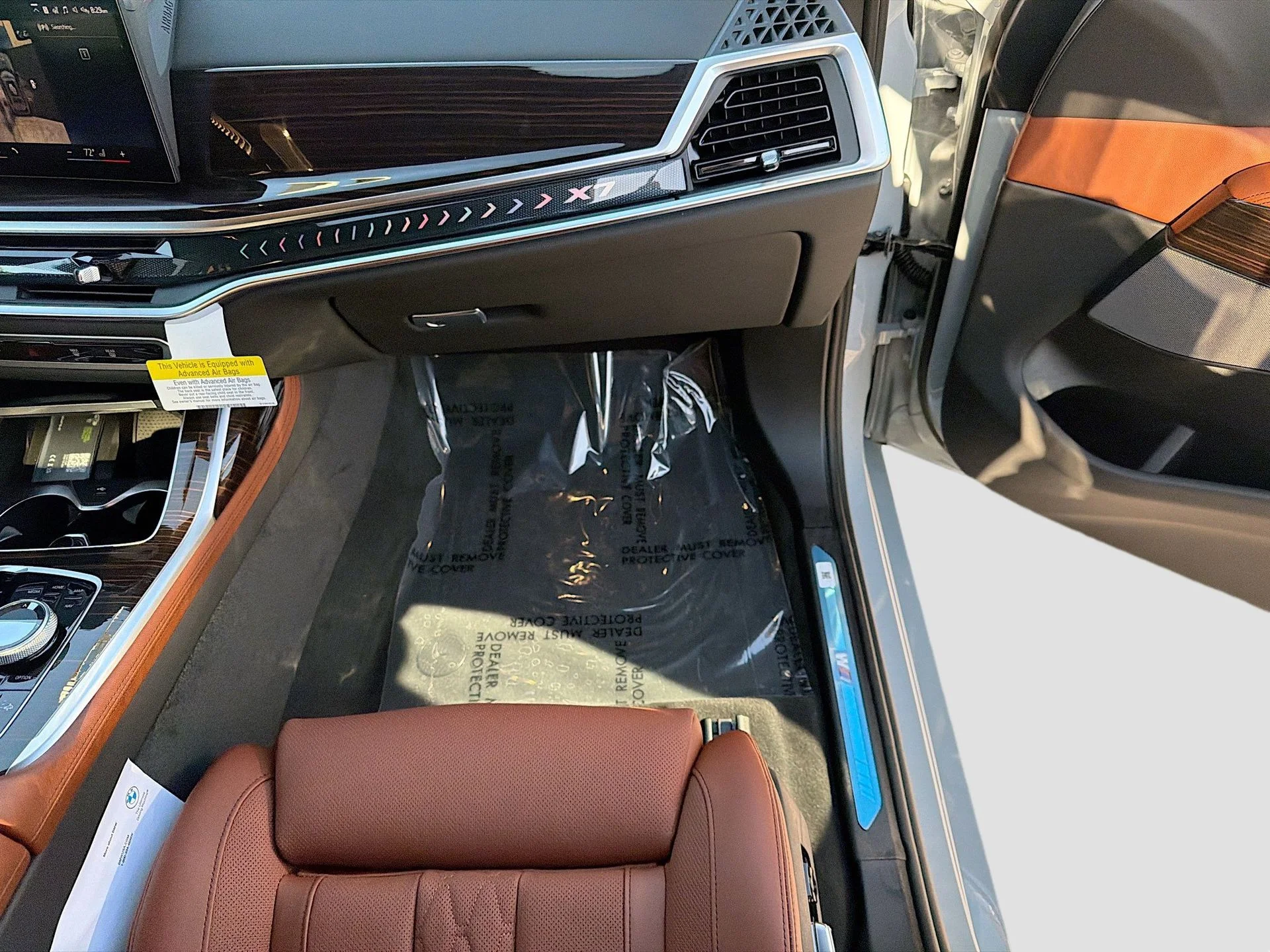 New 2027 Brooklyn Grey Metallic BMW xDrive40i image 18