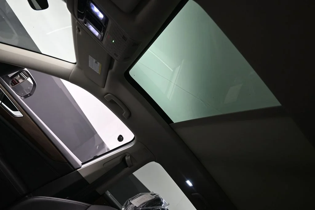 2026 Volkswagen Atlas SE w/Tech - Photo 18