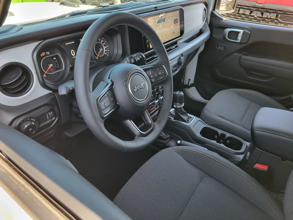 2026 Jeep Wrangler 4-Door photo 2
