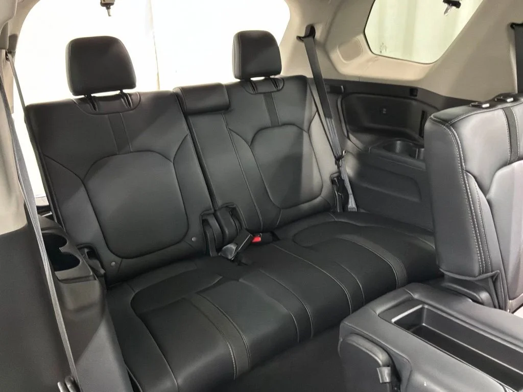Used 2024 Modern Steel Metallic Honda Touring image 26