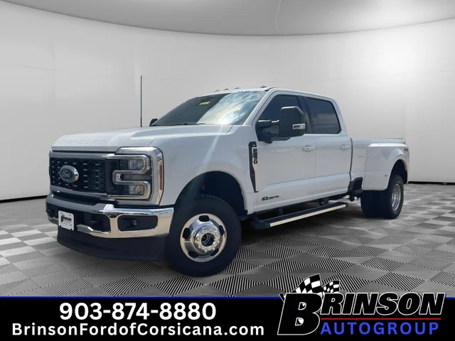 2026 Ford Super Duty F-350® XLT