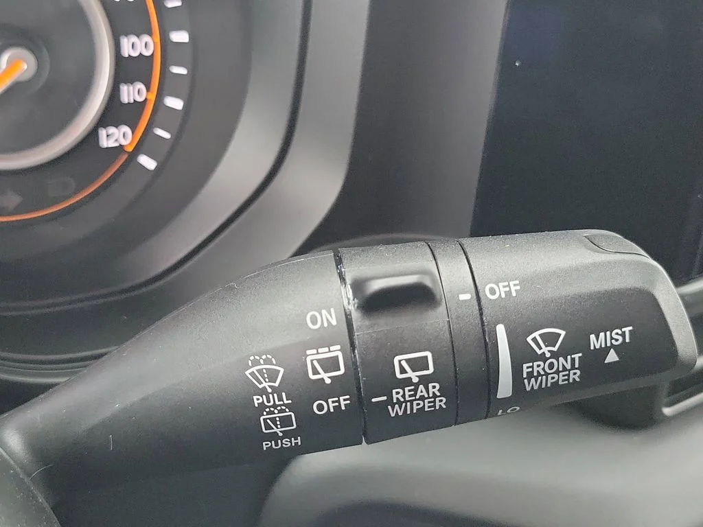 2026 Jeep Wrangler 4-Door Sahara - Photo 16