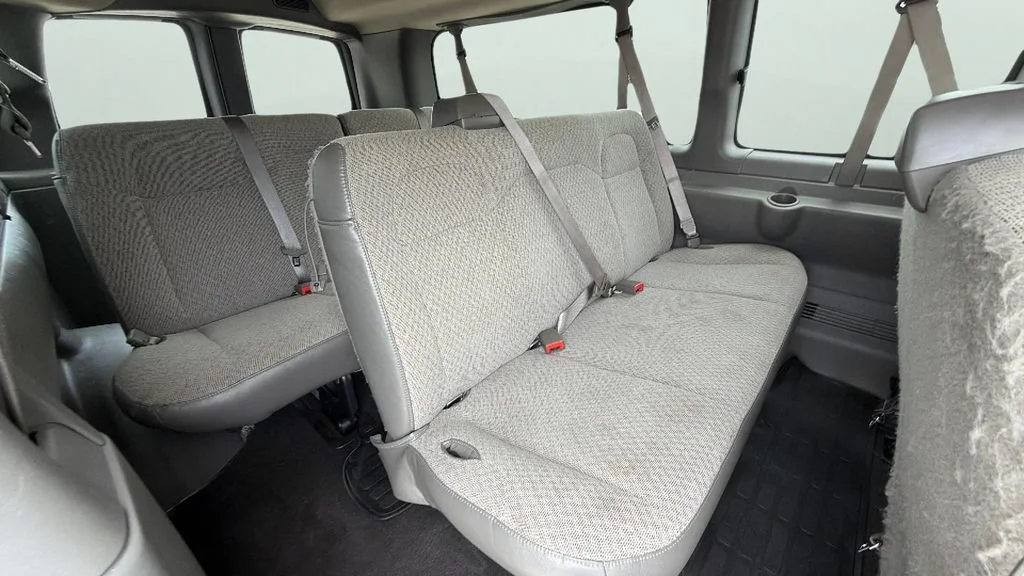 Used 2025 Summit White Chevrolet 1LT image 30