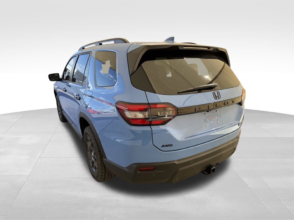 Used 2025 Diffused Sky Pearl Honda TrailSport image 11