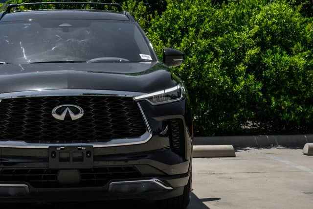 Used 2022 Black INFINITI Autograph image 63