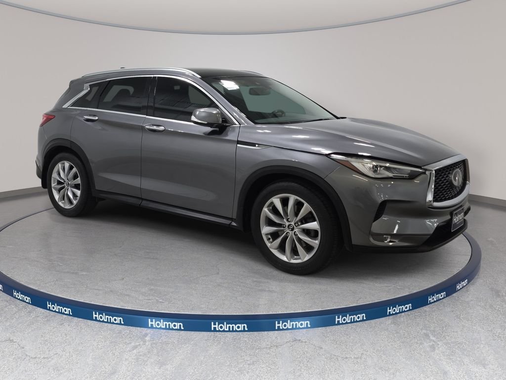 Used 2019 Graphite Shadow INFINITI LUXE image 4
