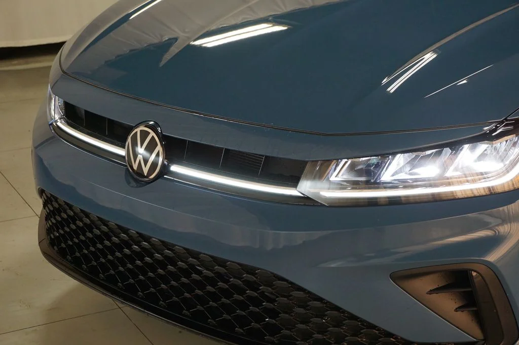 New 2026 Blue Volkswagen 1.5T Sport image 27