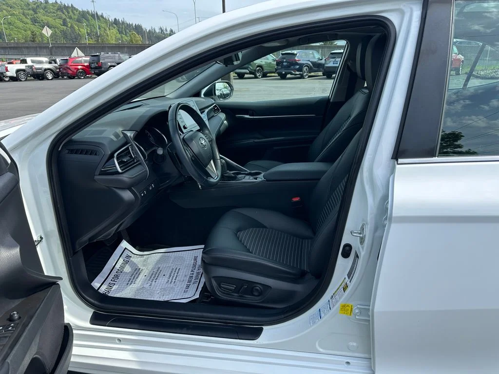 Used 2023 White Toyota SE image 13