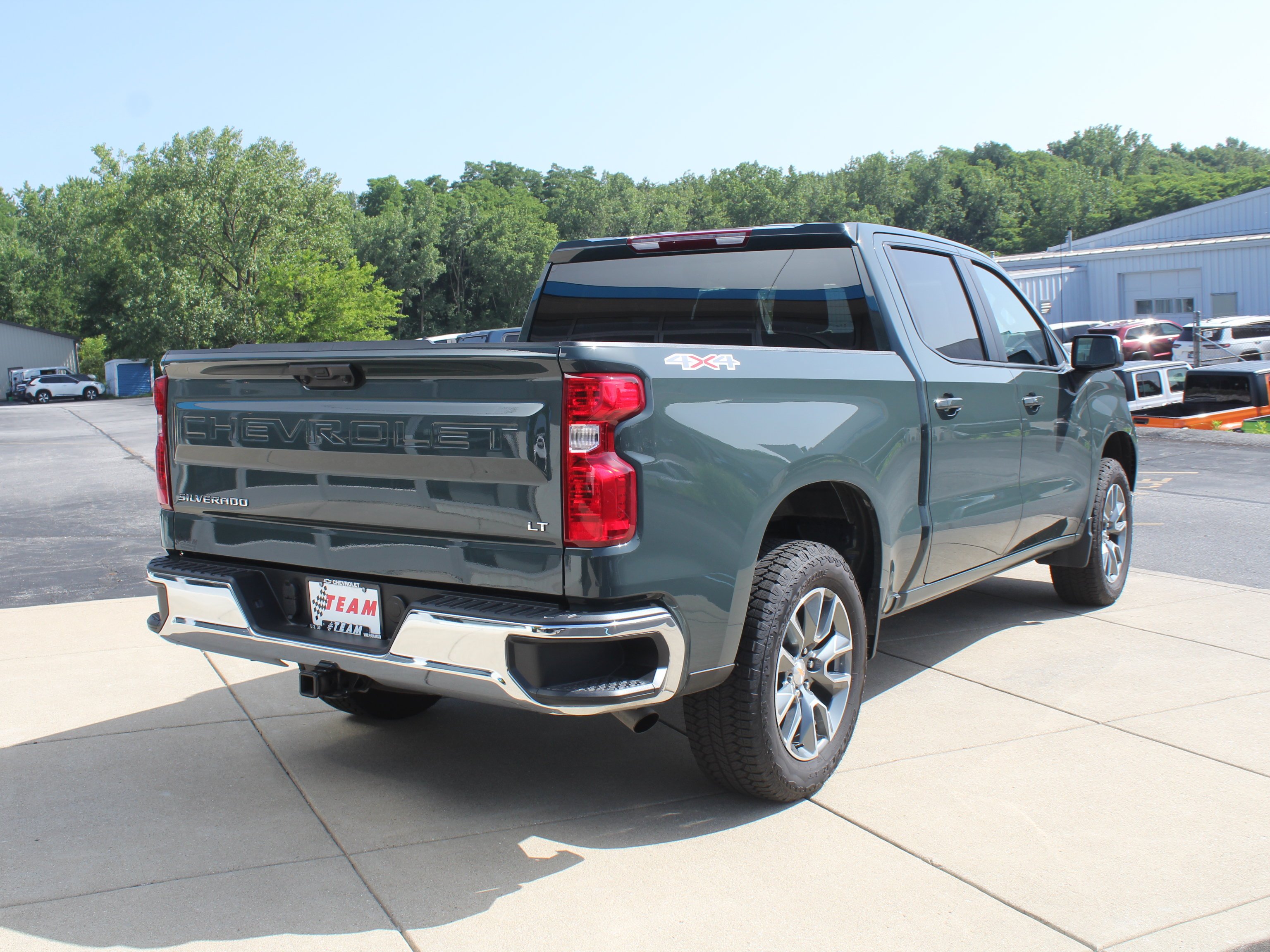 New 2026 CYPRESS GRAY Chevrolet LT (2FL) image 4