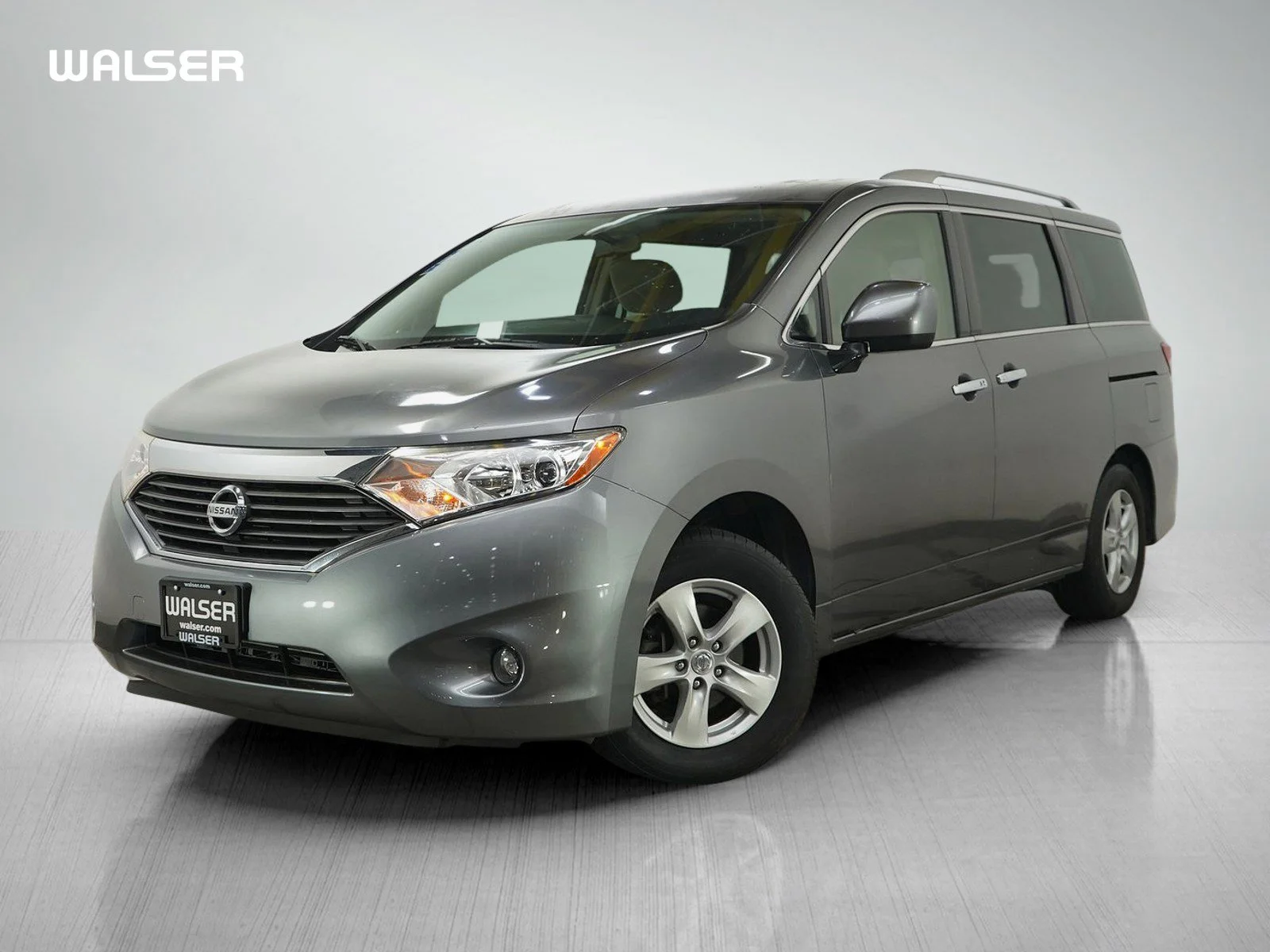 2017 Nissan Quest's photo