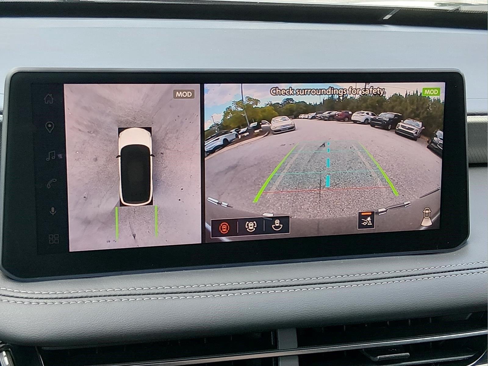 New 2027 GRAPHITE SHADOW INFINITI Luxe AWD image 26